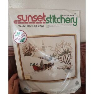 Vtg 70s Sunset Stitchery Crewel Sleigh Ride in the Snow WOOL Embroidery Kit 2085